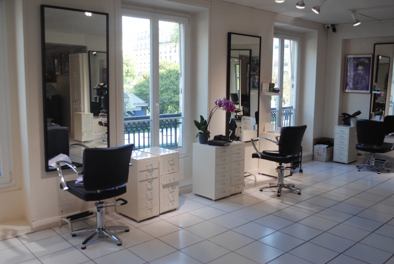 salon-coiffure-VILLENEUVE D ENTRAUNES-min_floor-home-office-property-living-room-room-781228-pxhere.com